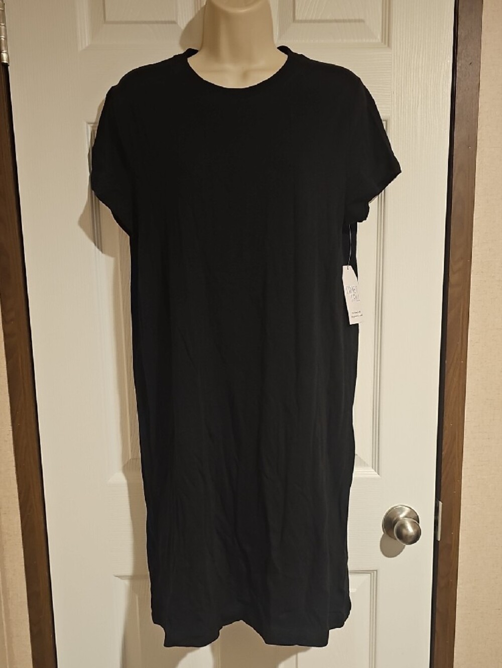 Time and Tru Women's Small 4-6 Black Short Sleeves T-Shirt Cotton Dress New